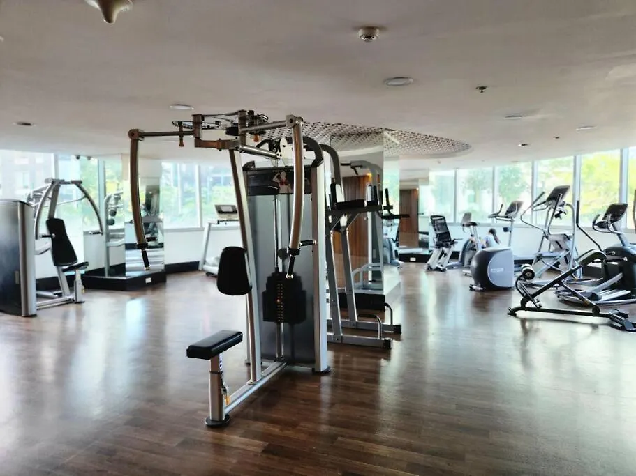 Bgc Fresh & Cozy Studio Near Burgos Circle With Fast Internet Connection Manila